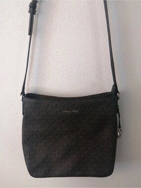 Michael Kors Black Signature Crossbody Shoulder Bag
